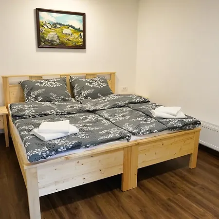 Pr'pek Apartment