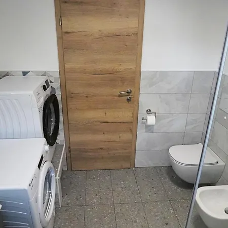 Apartment Pr'pek *