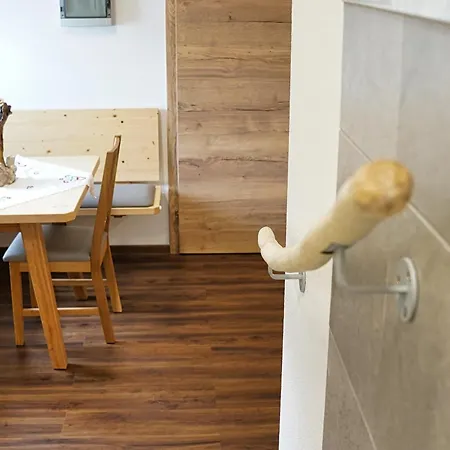 Pr'pek Apartment *