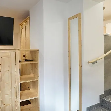 Pr'pek Apartment